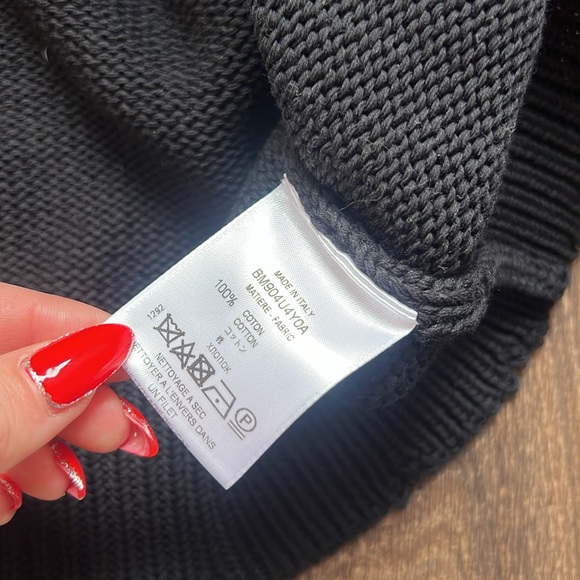 Givenchy Sweater - Picture 5 of 9